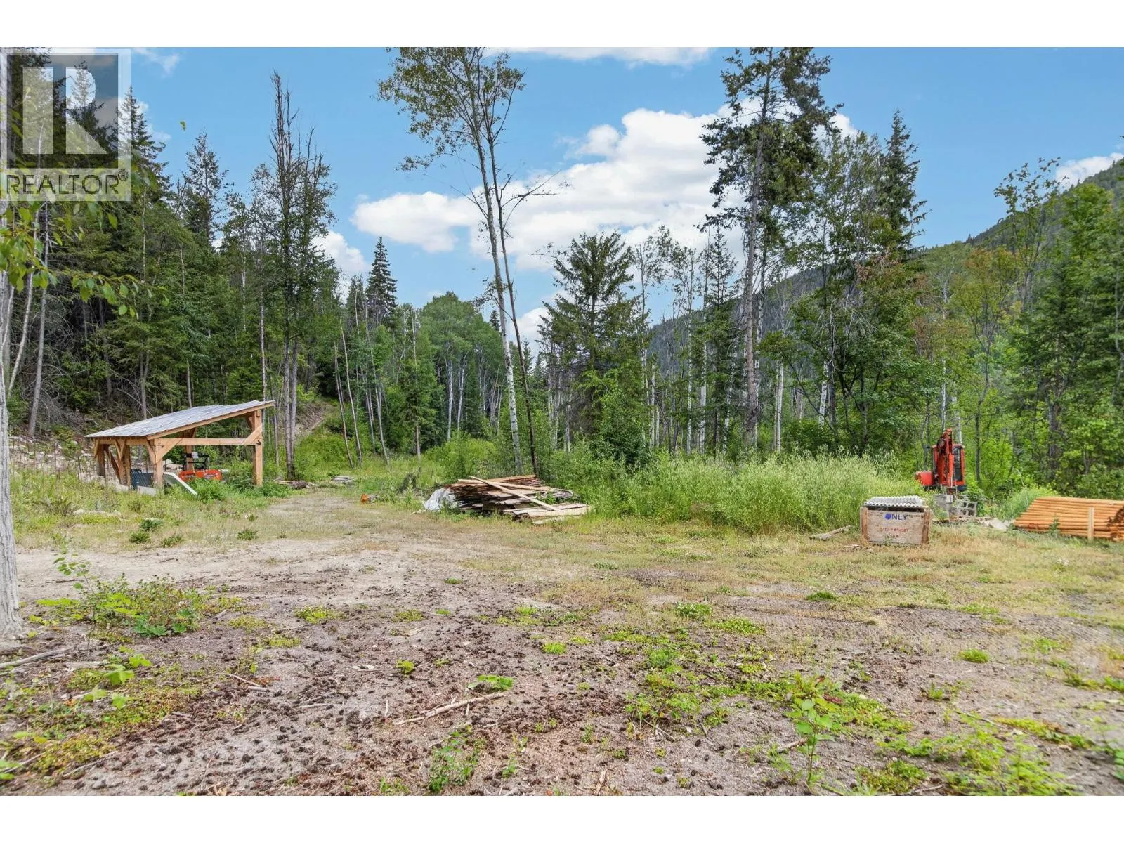 1124 FISH LAKE Road