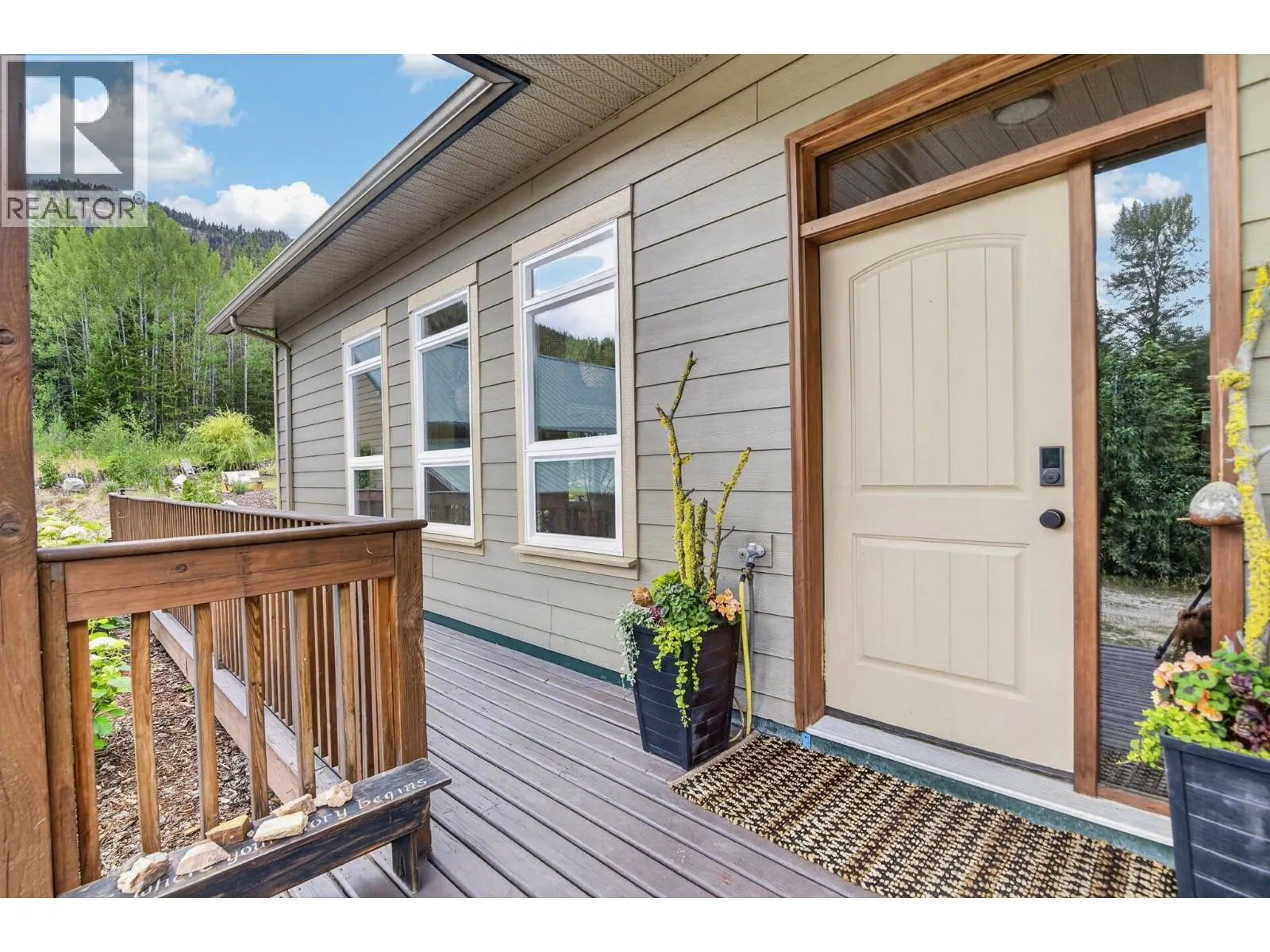 1124 FISH LAKE Road