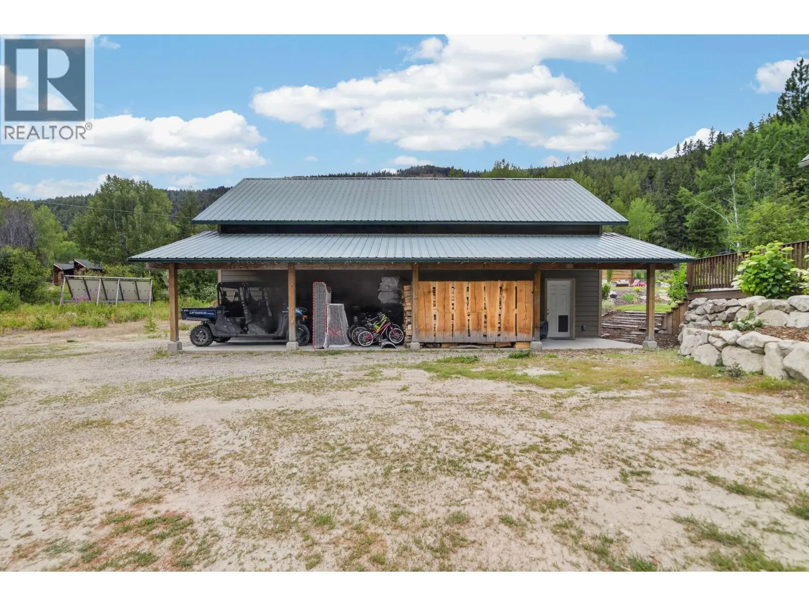 1124 FISH LAKE Road