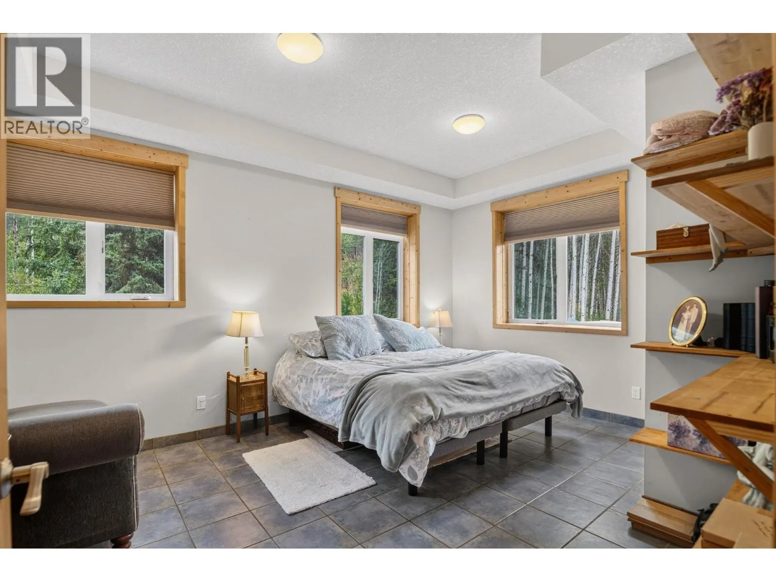 1124 FISH LAKE Road