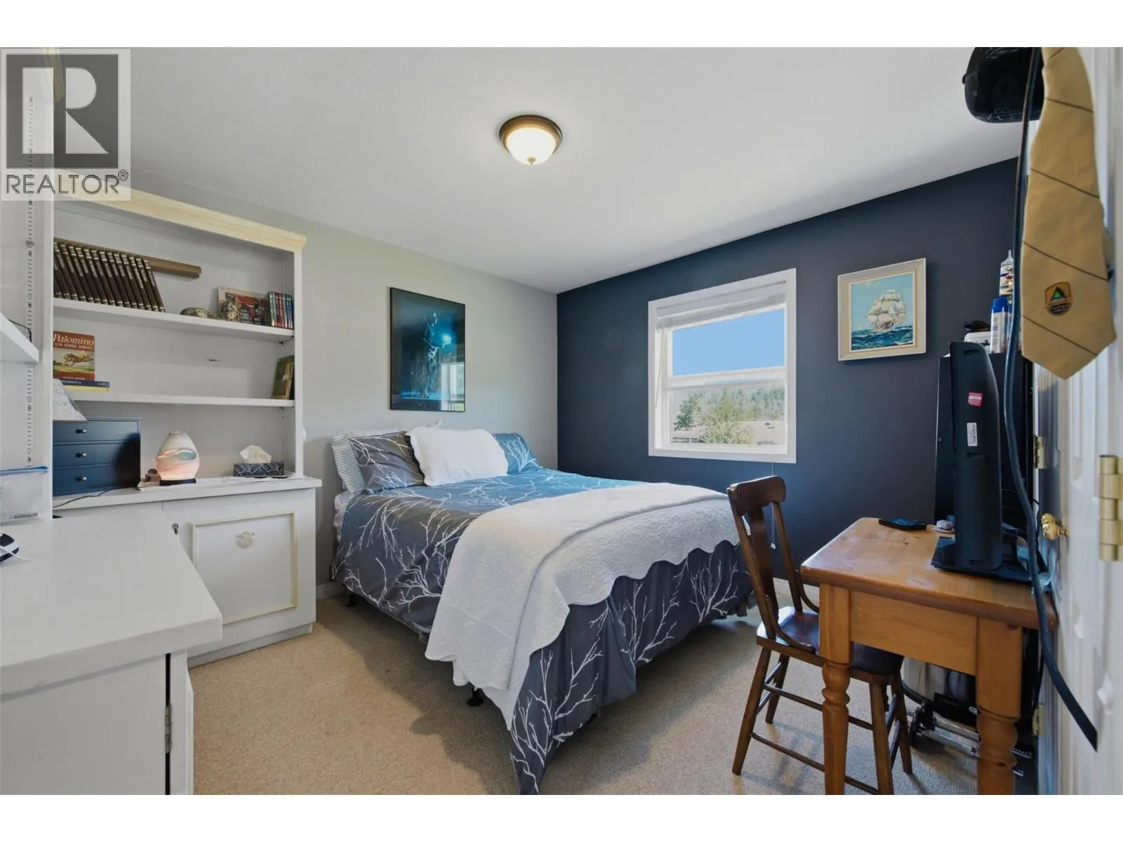 6127 Fathers Place