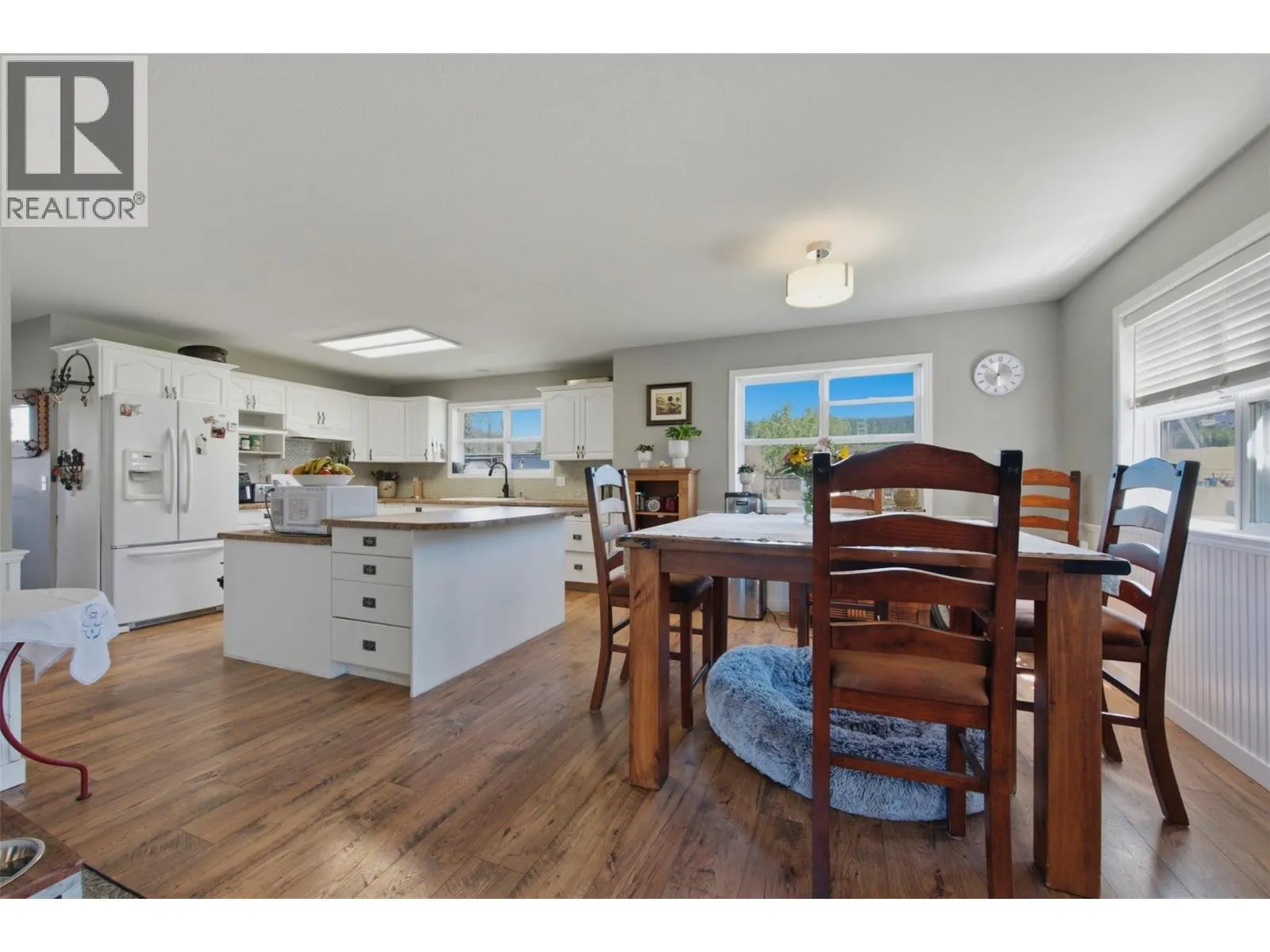 6127 Fathers Place