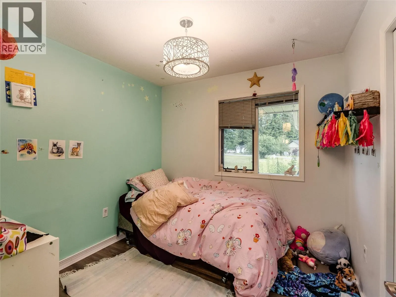 2706 Jacks Crescent
