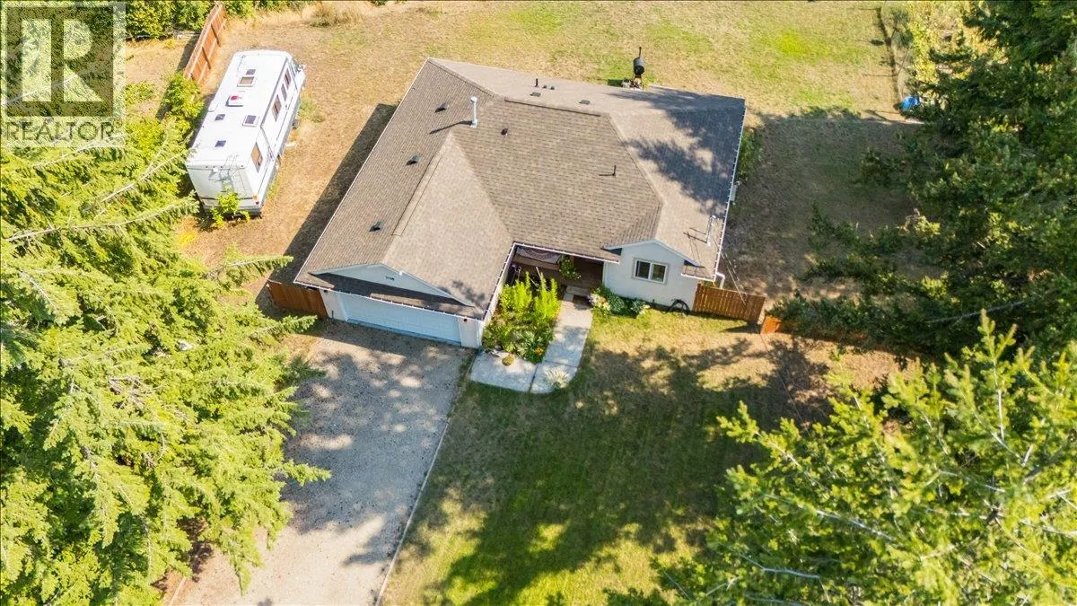 2706 Jacks Crescent