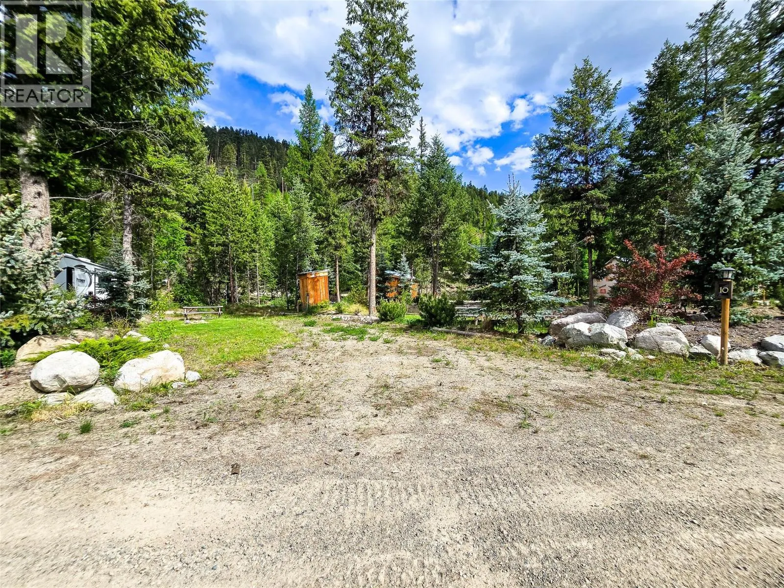 5550 Highway 33 Highway