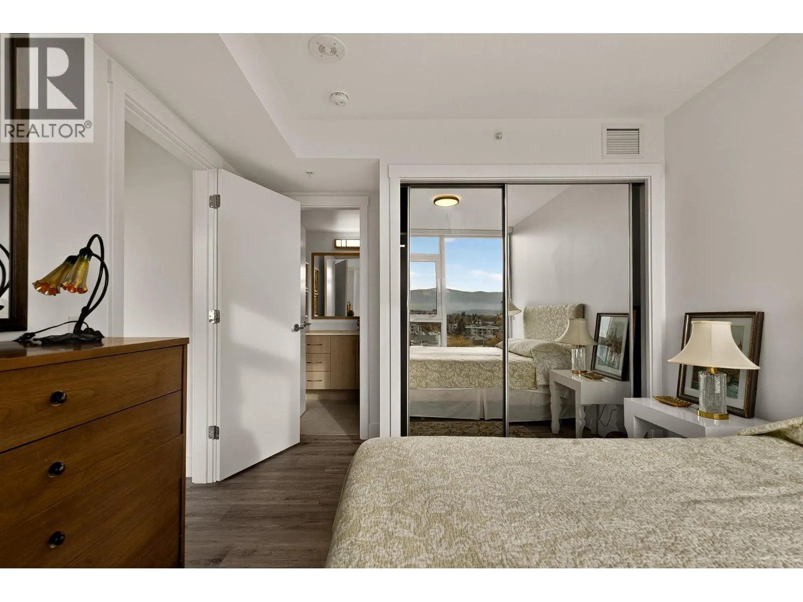 1588 Ellis Street Unit# 708