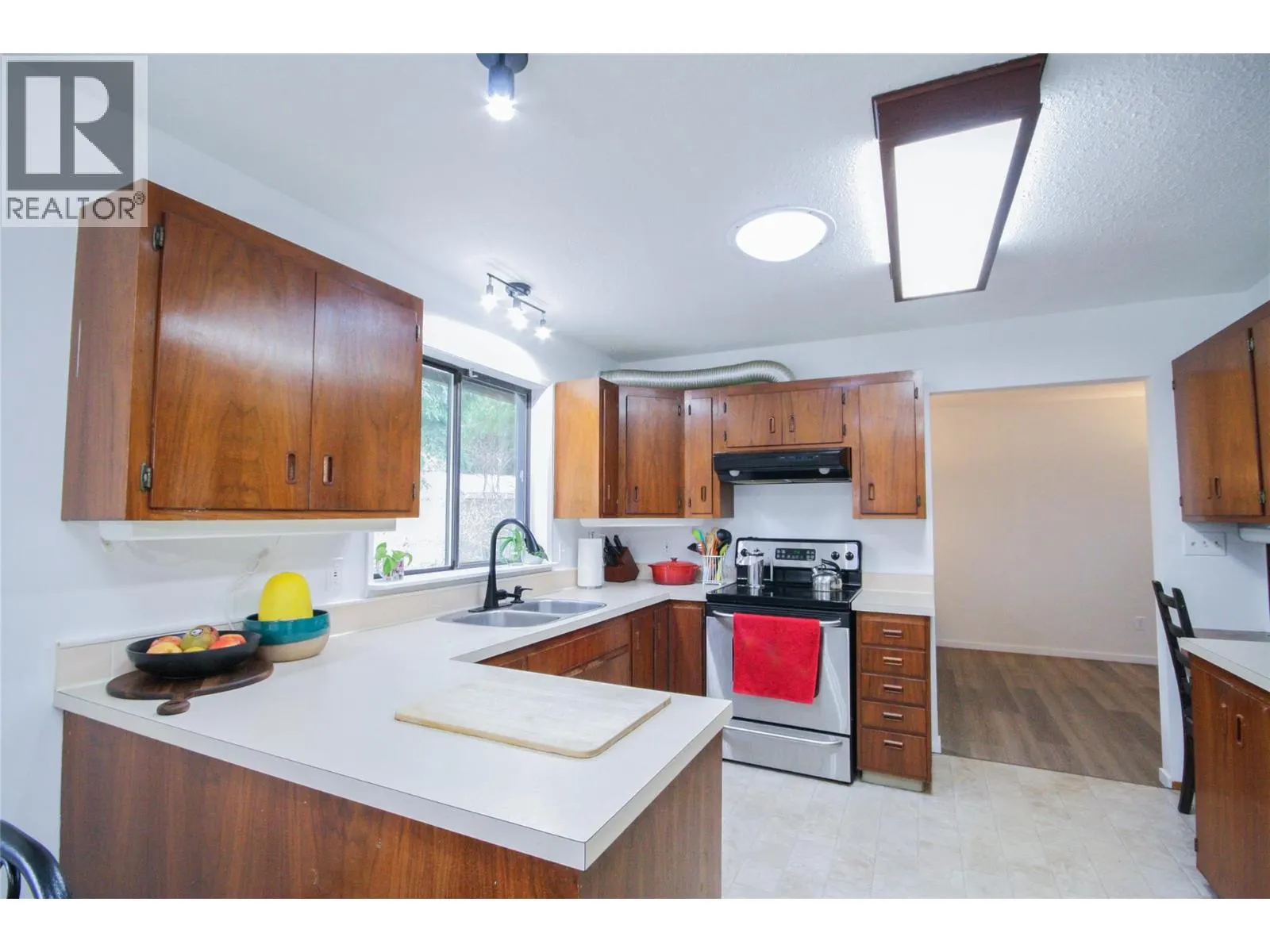 1402 Amhurst Road