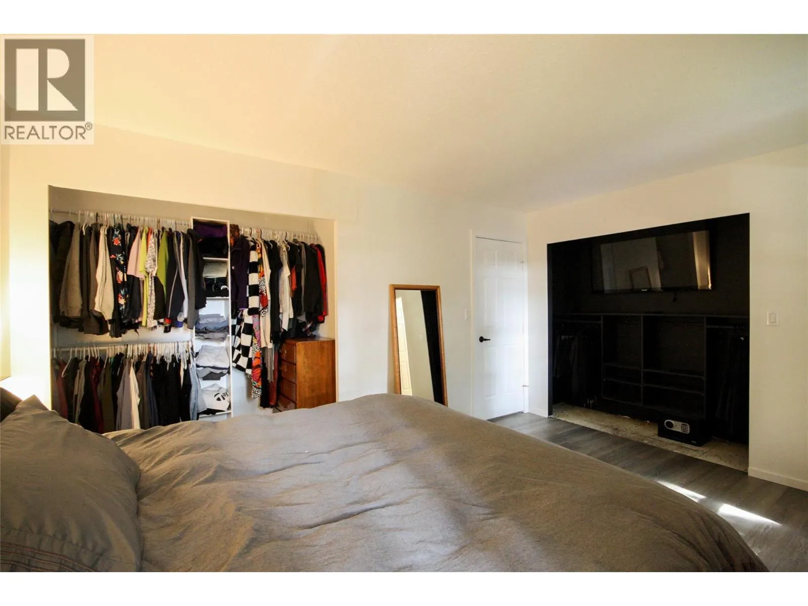1402 Amhurst Road