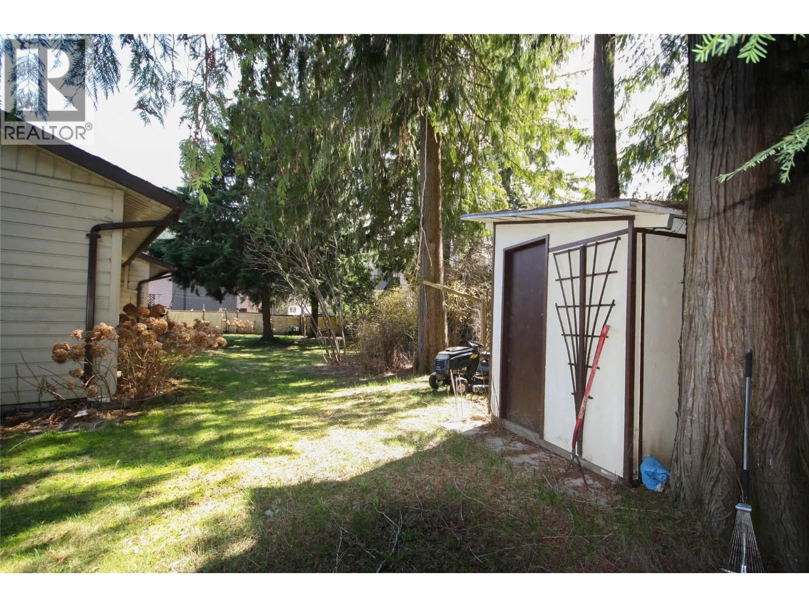 1402 Amhurst Road