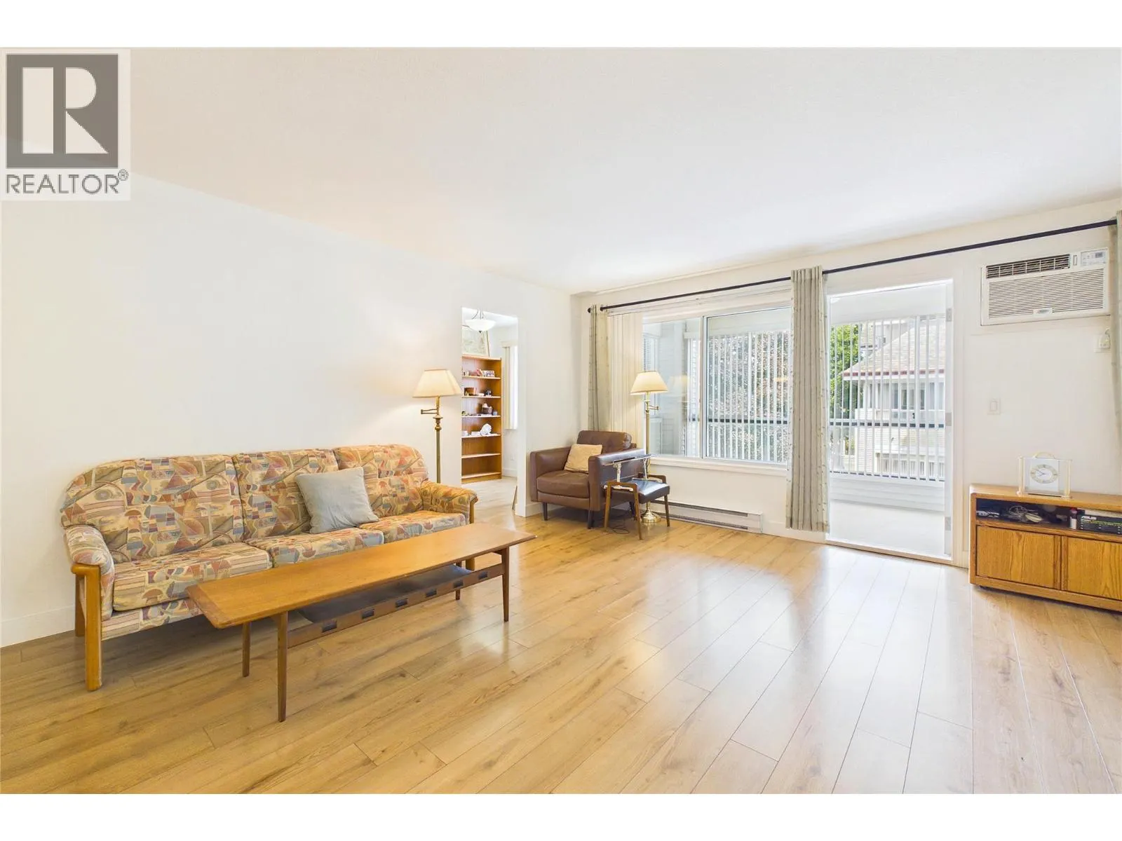 920 Glenwood Avenue Unit# 205