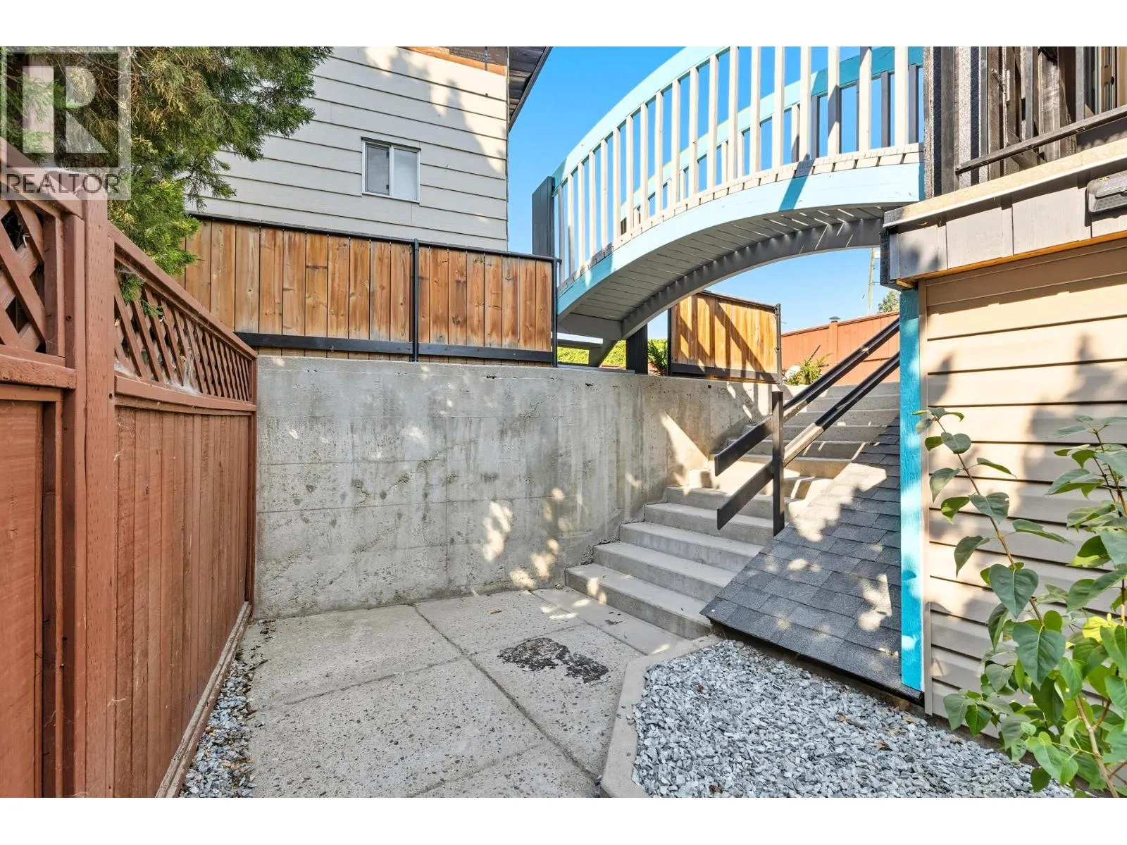 3341 Broadview Road