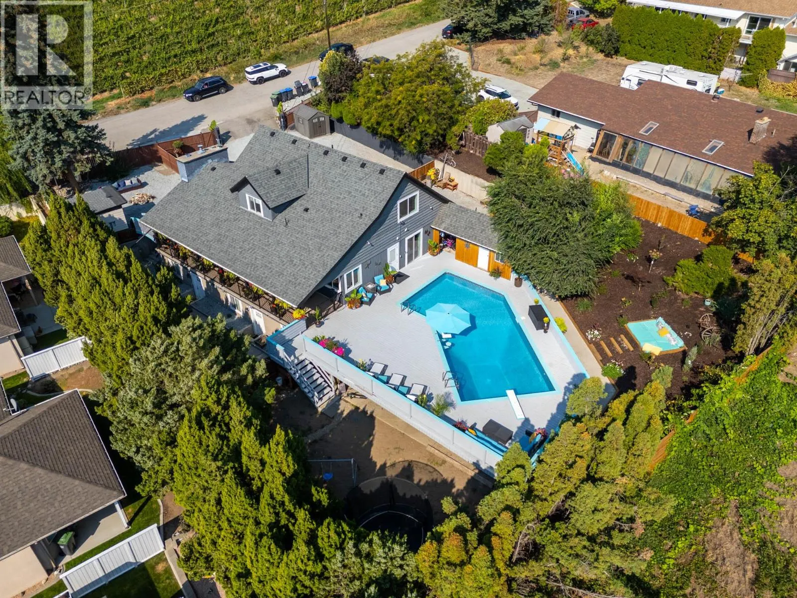 3341 Broadview Road