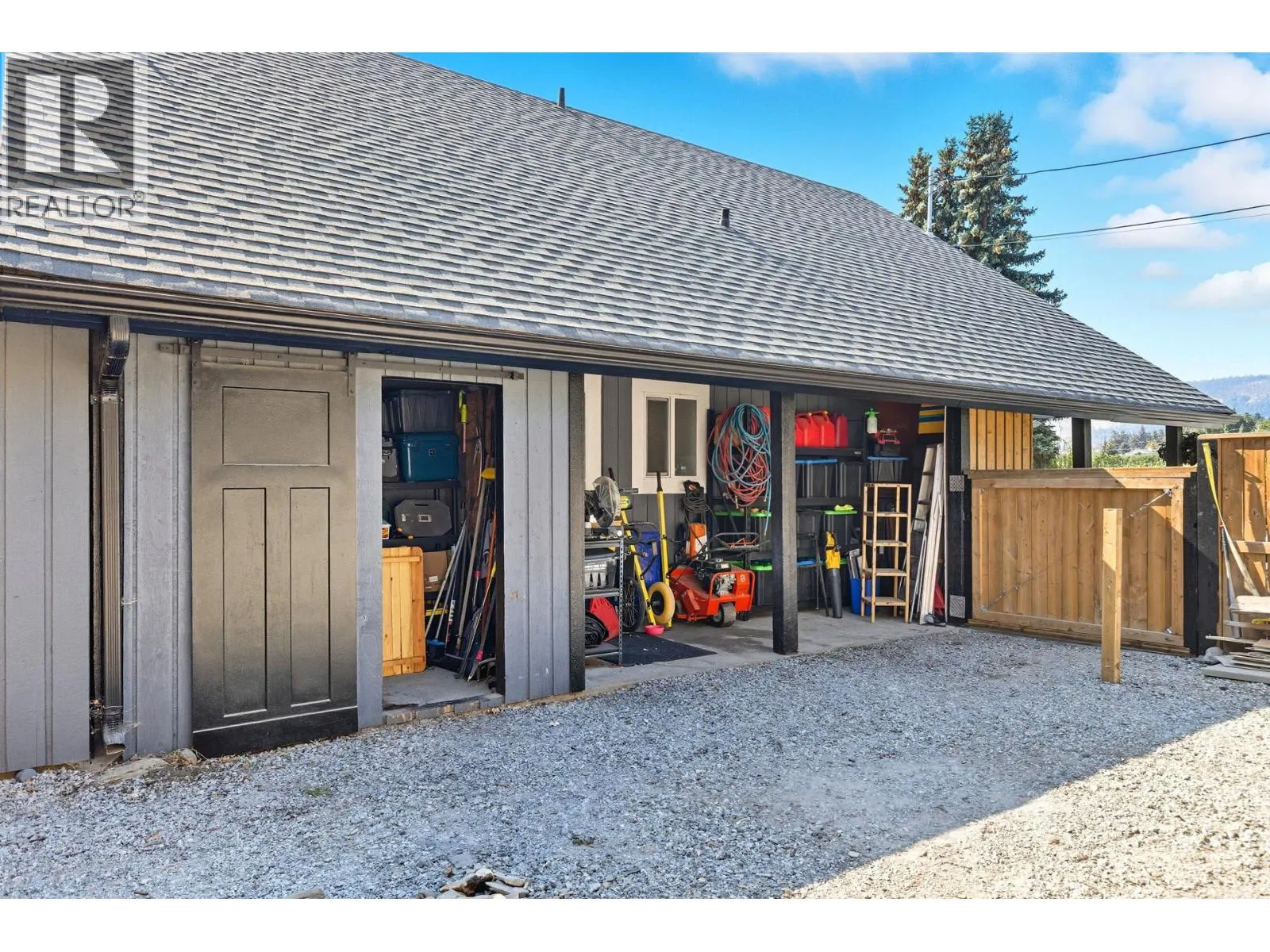 3341 Broadview Road