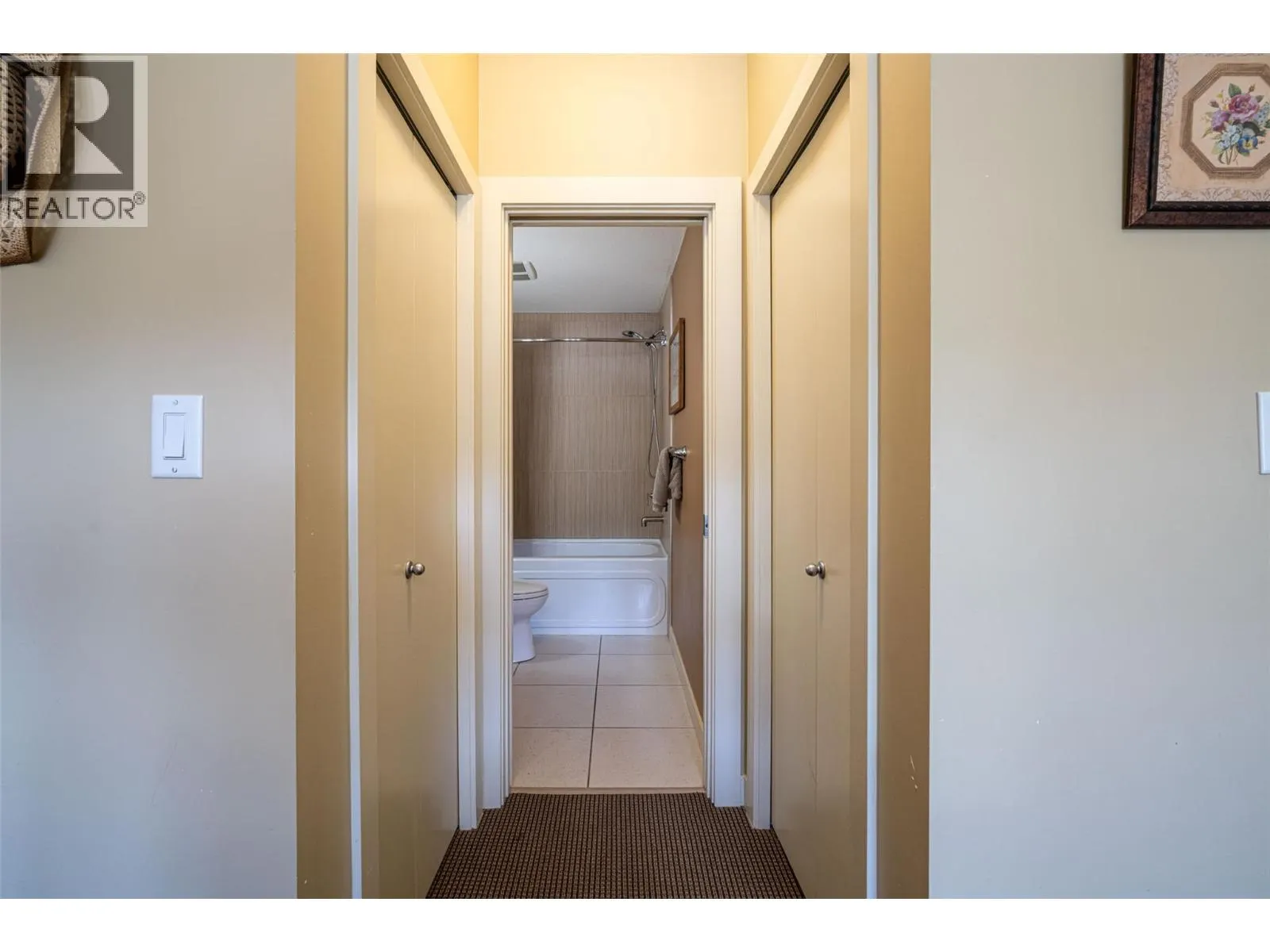 7343 Okanagan Landing Road Unit# 2105