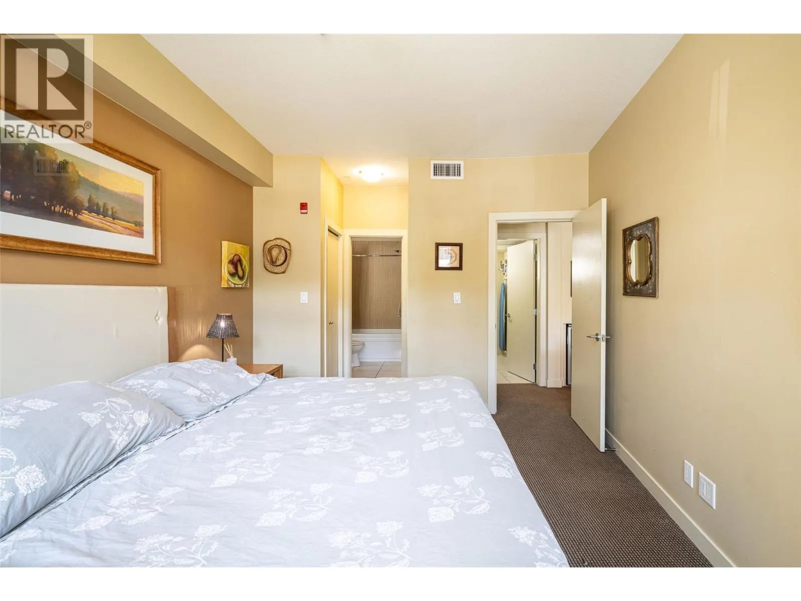 7343 Okanagan Landing Road Unit# 2105