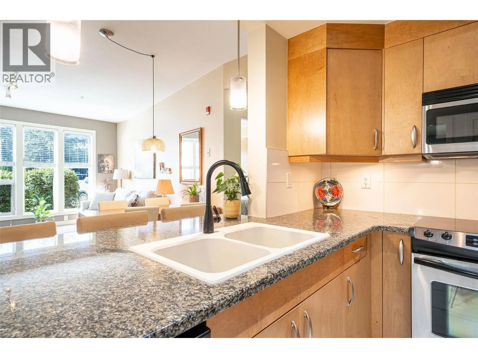 7343 Okanagan Landing Road Unit# 2105