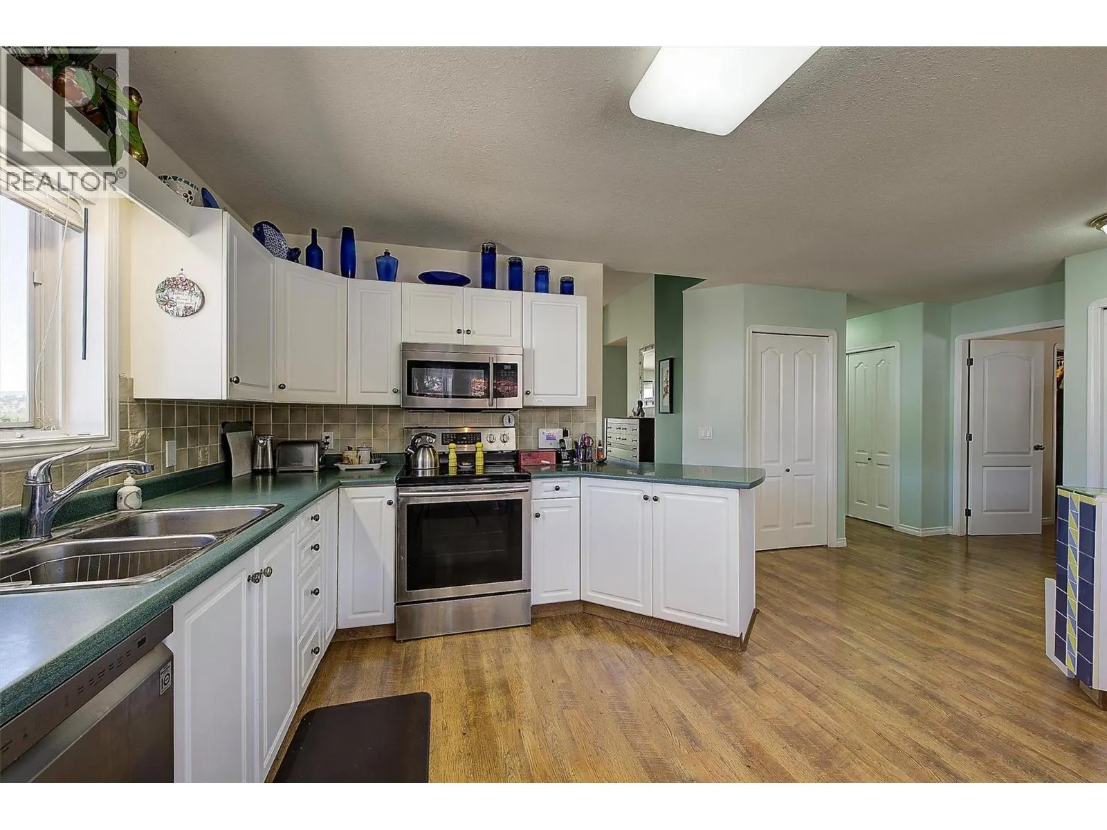 2210 Louie Drive Unit# 18