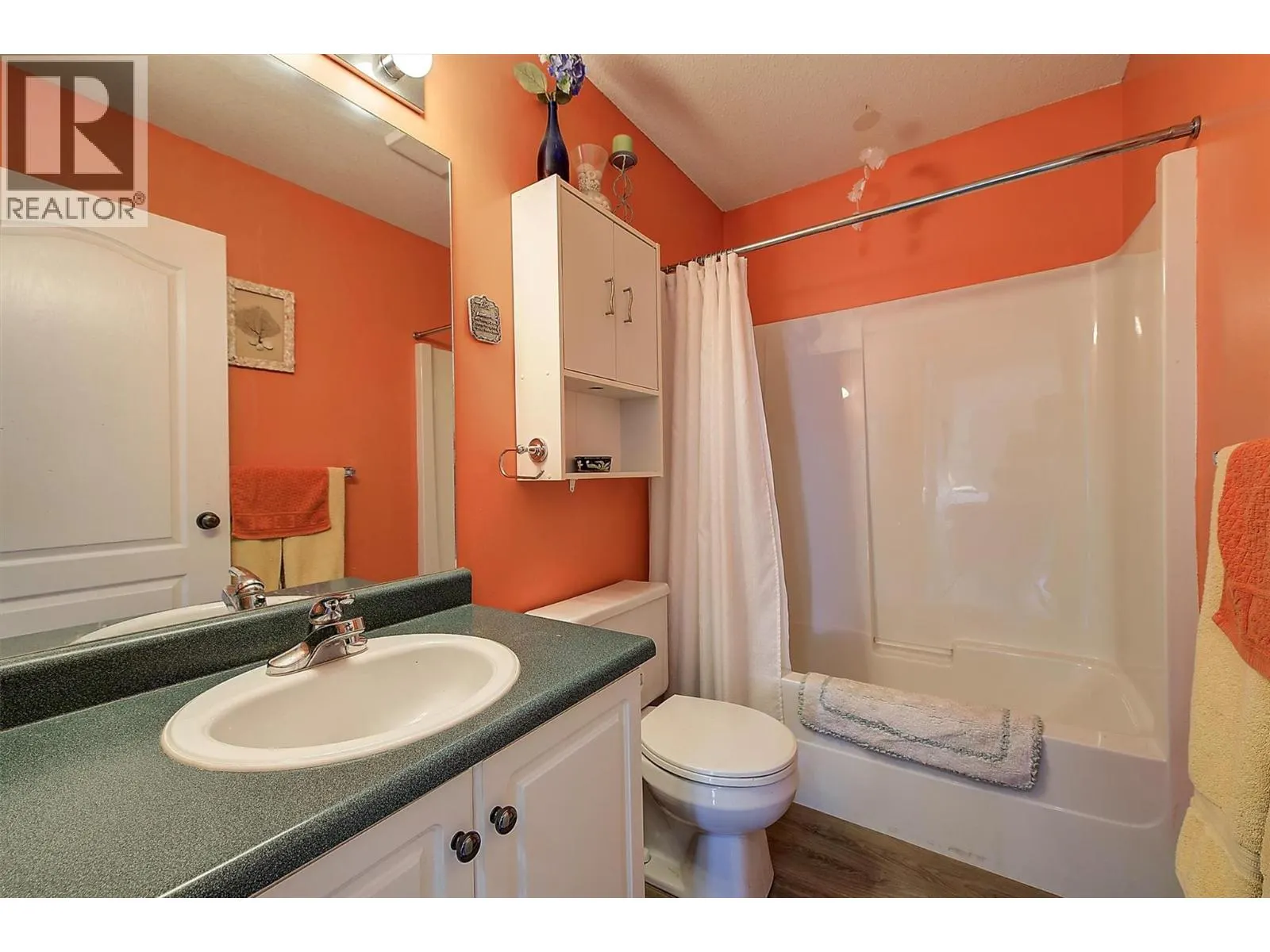 2210 Louie Drive Unit# 18