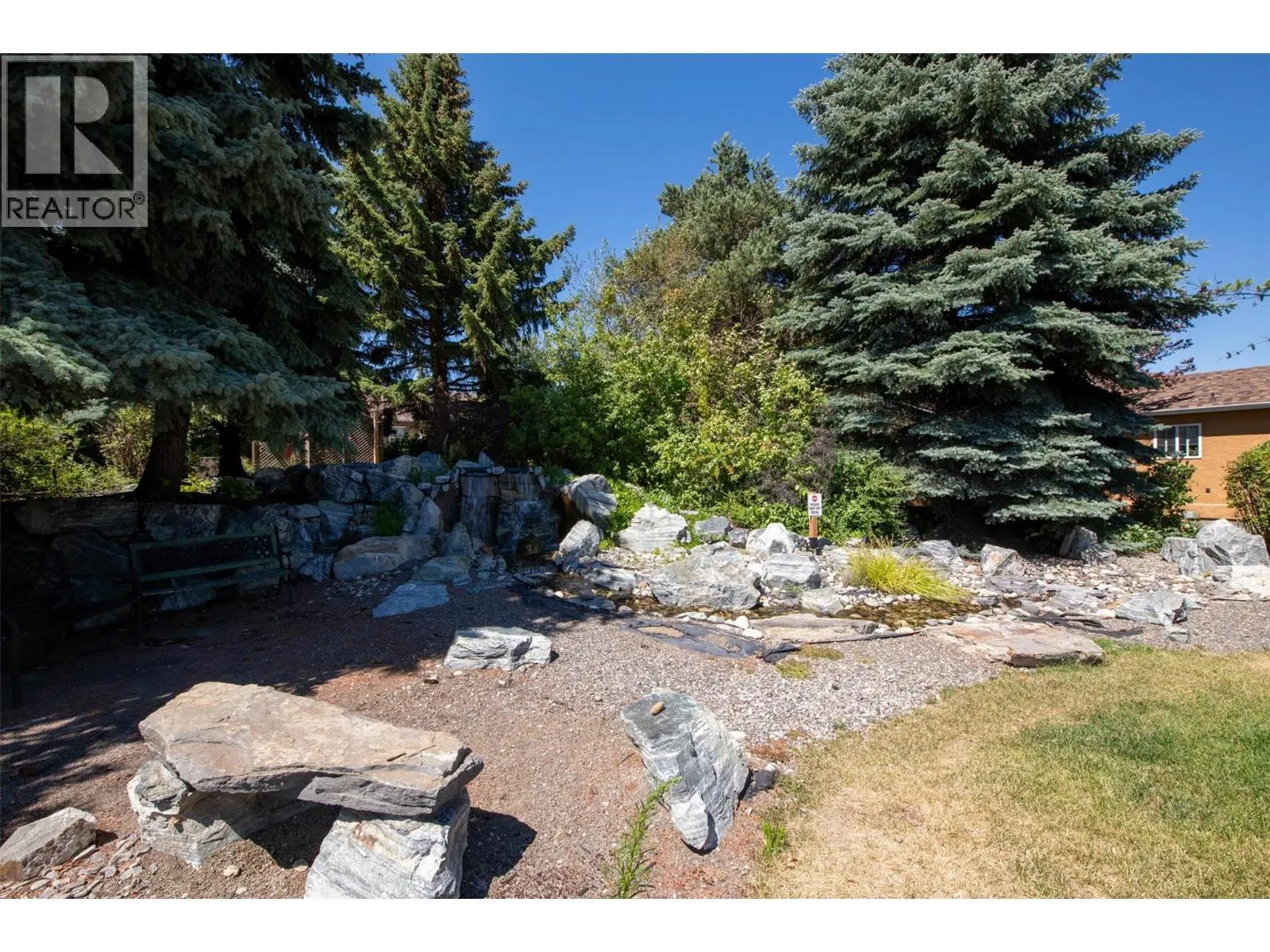 2210 Louie Drive Unit# 18