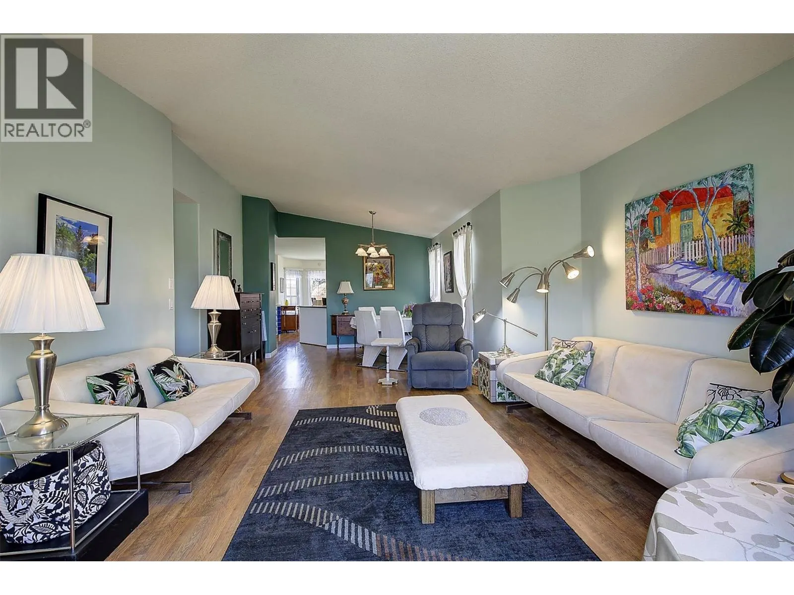 2210 Louie Drive Unit# 18
