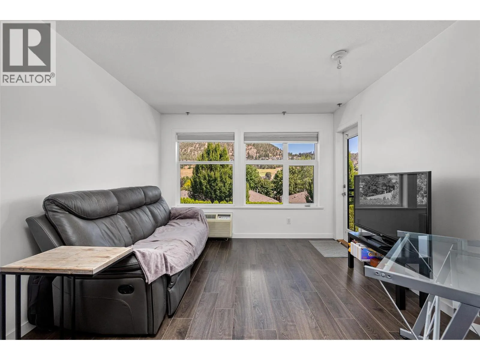 567 Yates Road Unit# 307