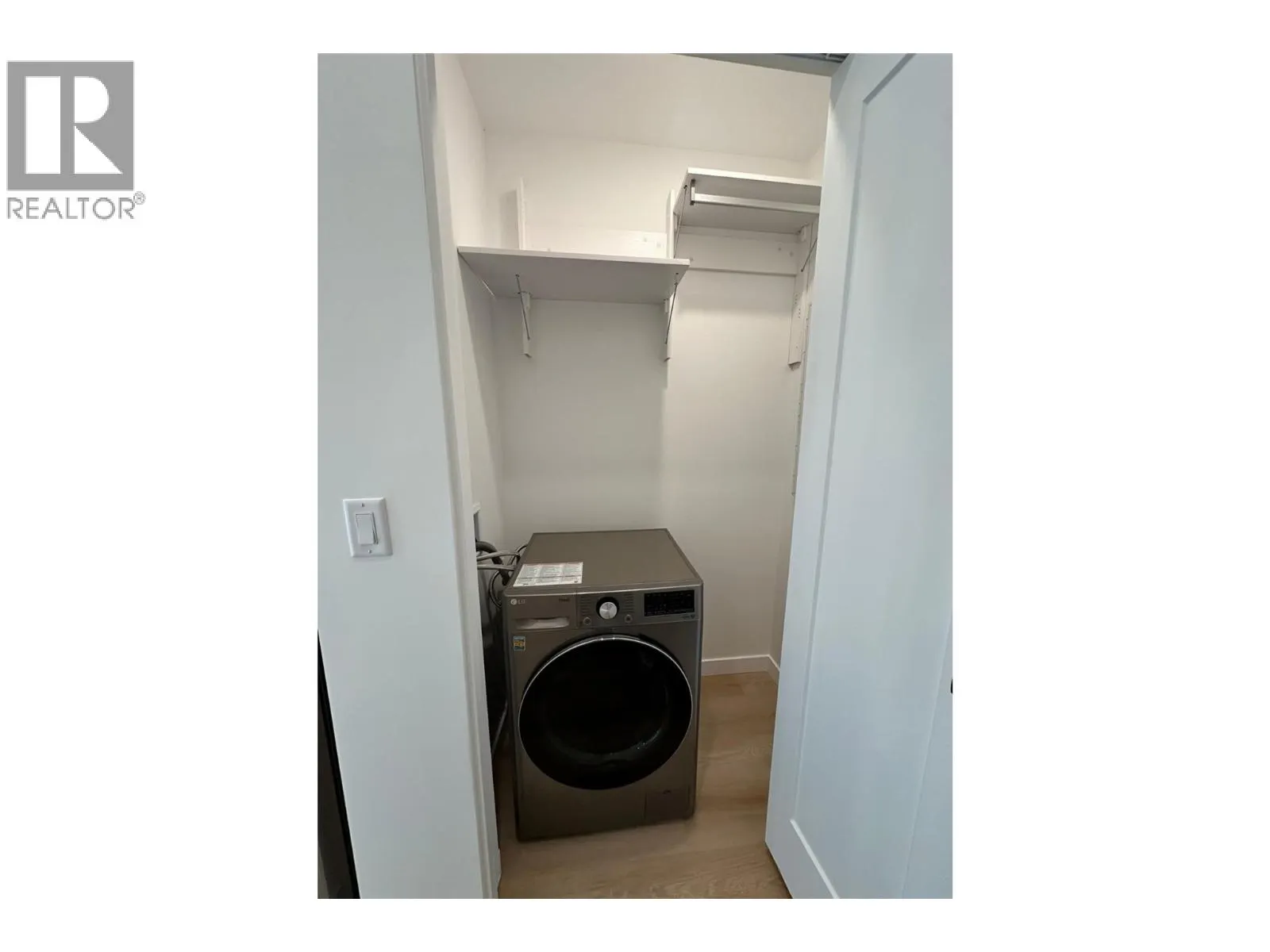 1274 Devonshire Avenue Unit# 443