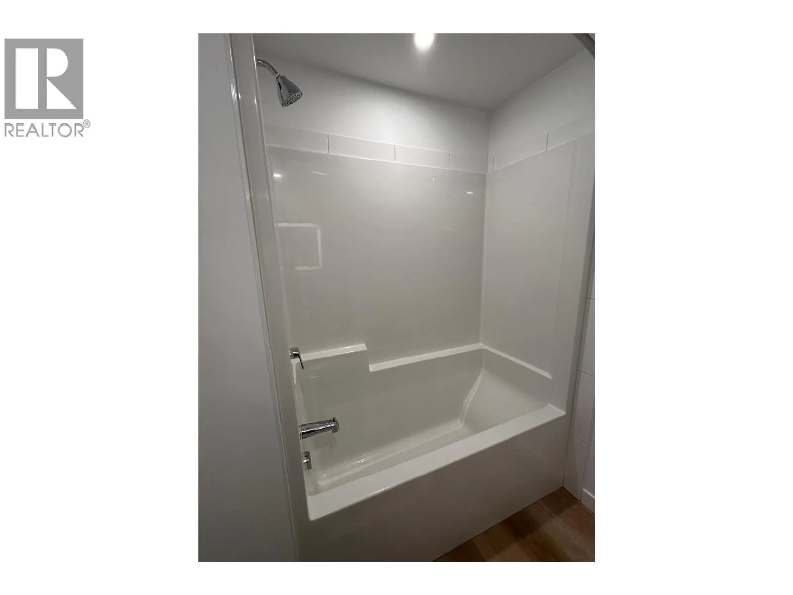 1274 Devonshire Avenue Unit# 443