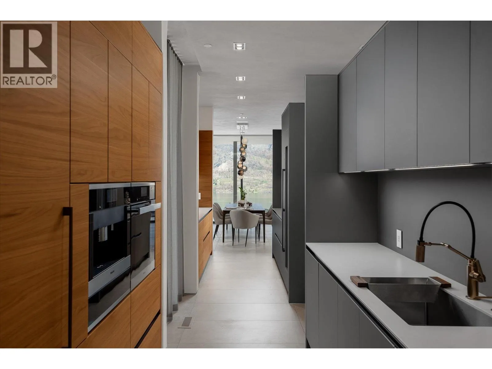 180 Sheerwater Court Unit# 20