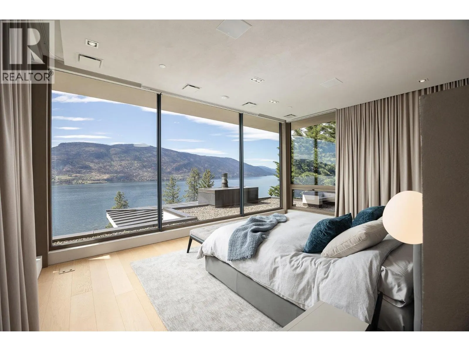 180 Sheerwater Court Unit# 20