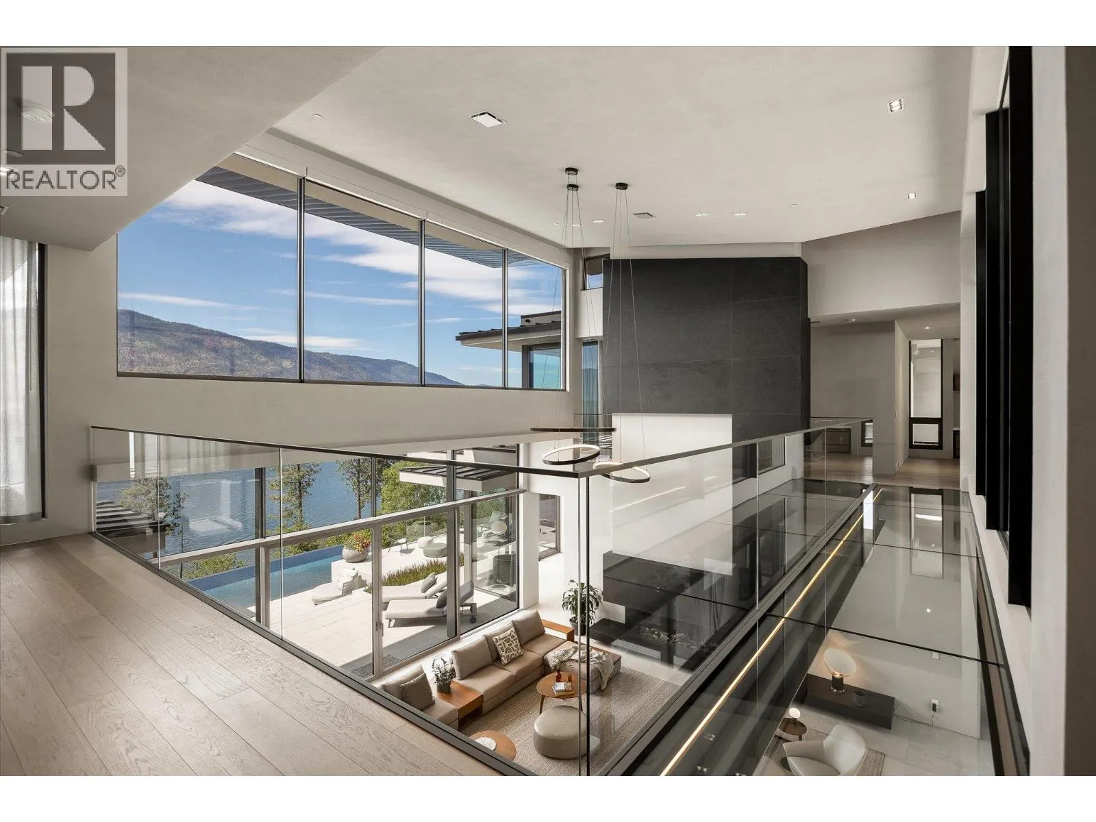 180 Sheerwater Court Unit# 20