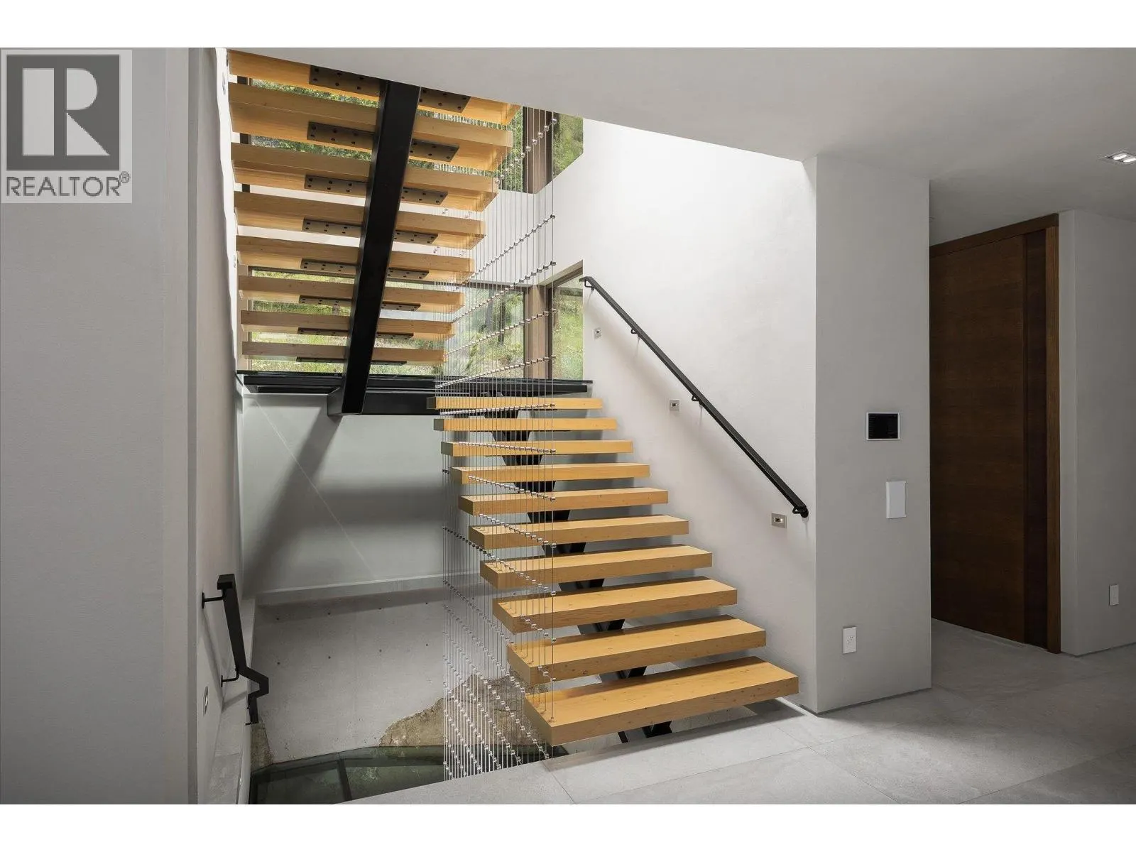 180 Sheerwater Court Unit# 20