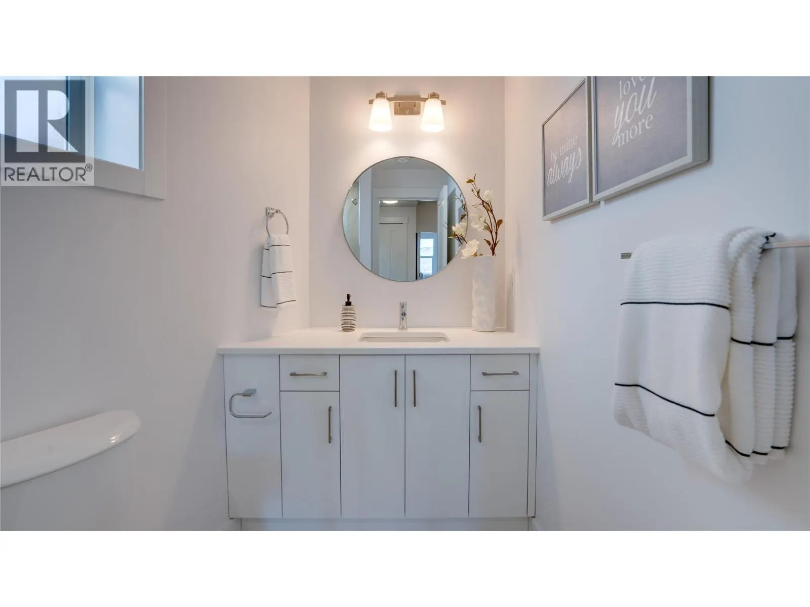 1050 Mt. Revelstoke Place Unit# 4