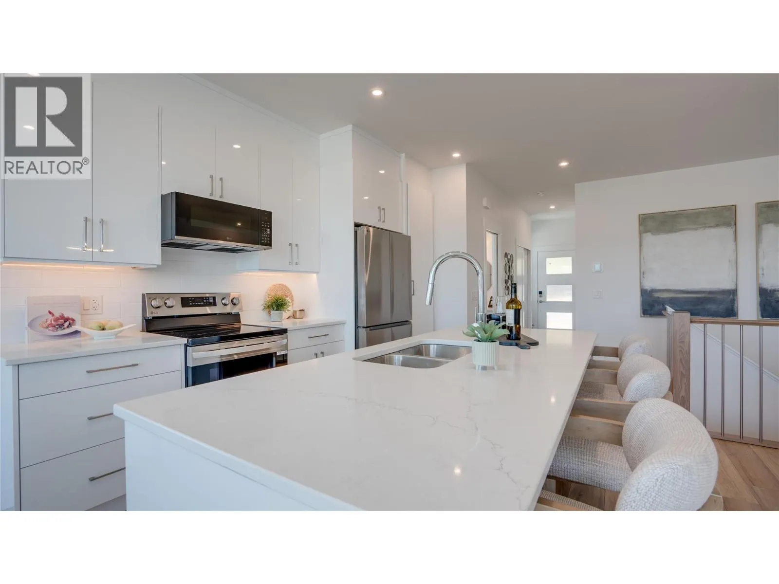 1050 Mt. Revelstoke Place Unit# 4