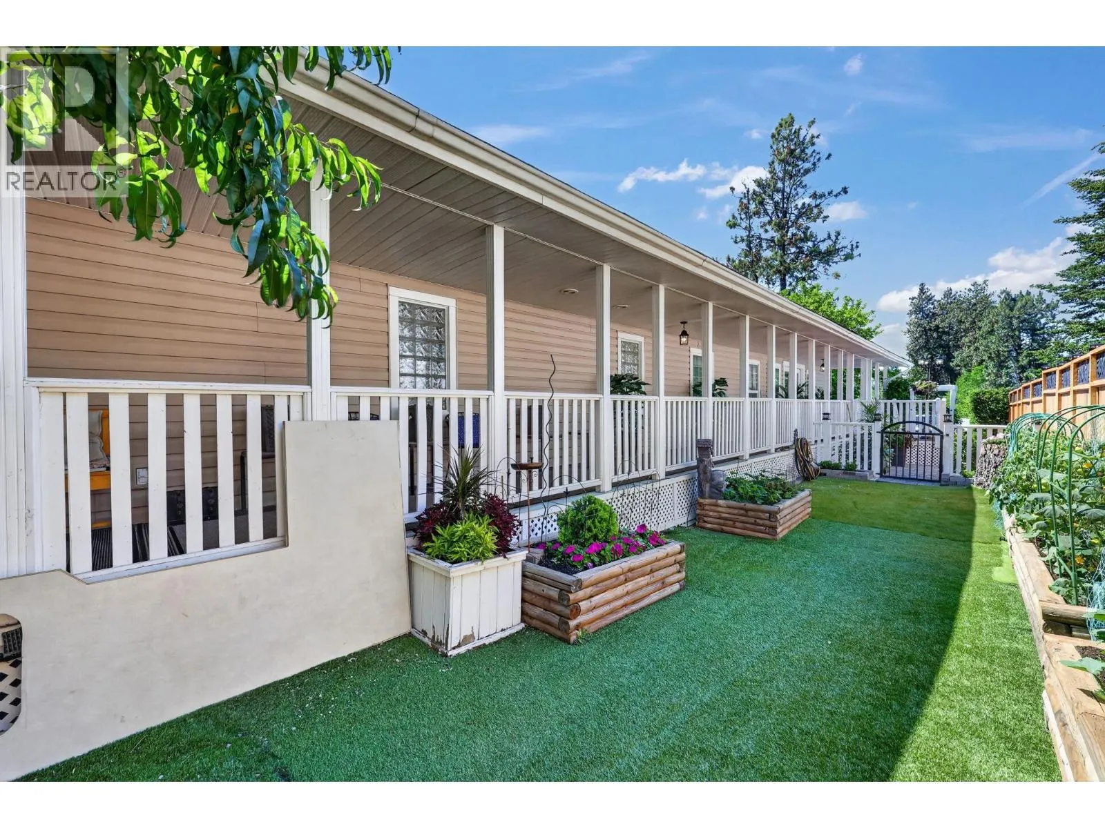 1999 97 Highway S Unit# 104