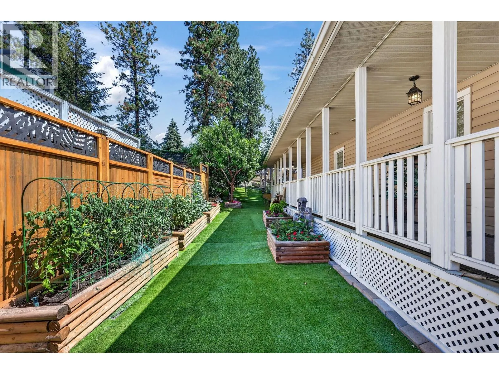 1999 97 Highway S Unit# 104