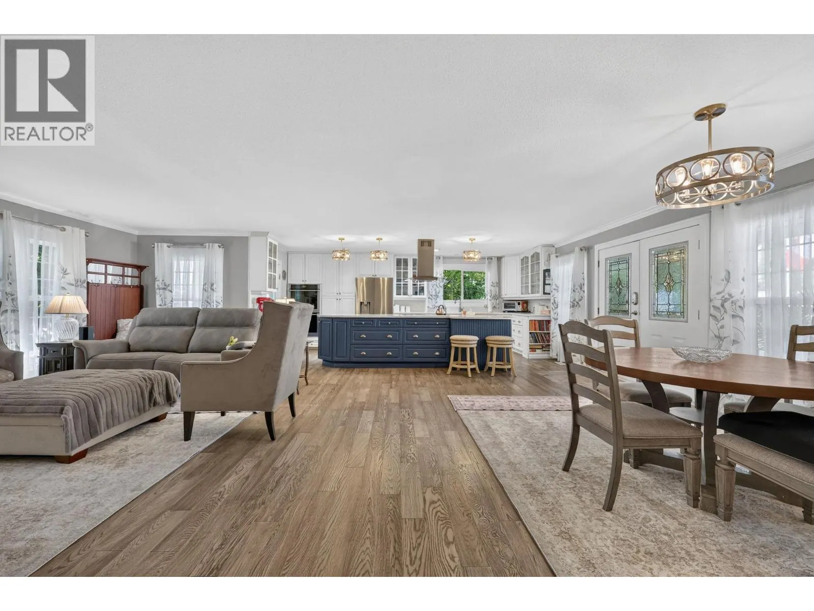 1999 97 Highway S Unit# 104
