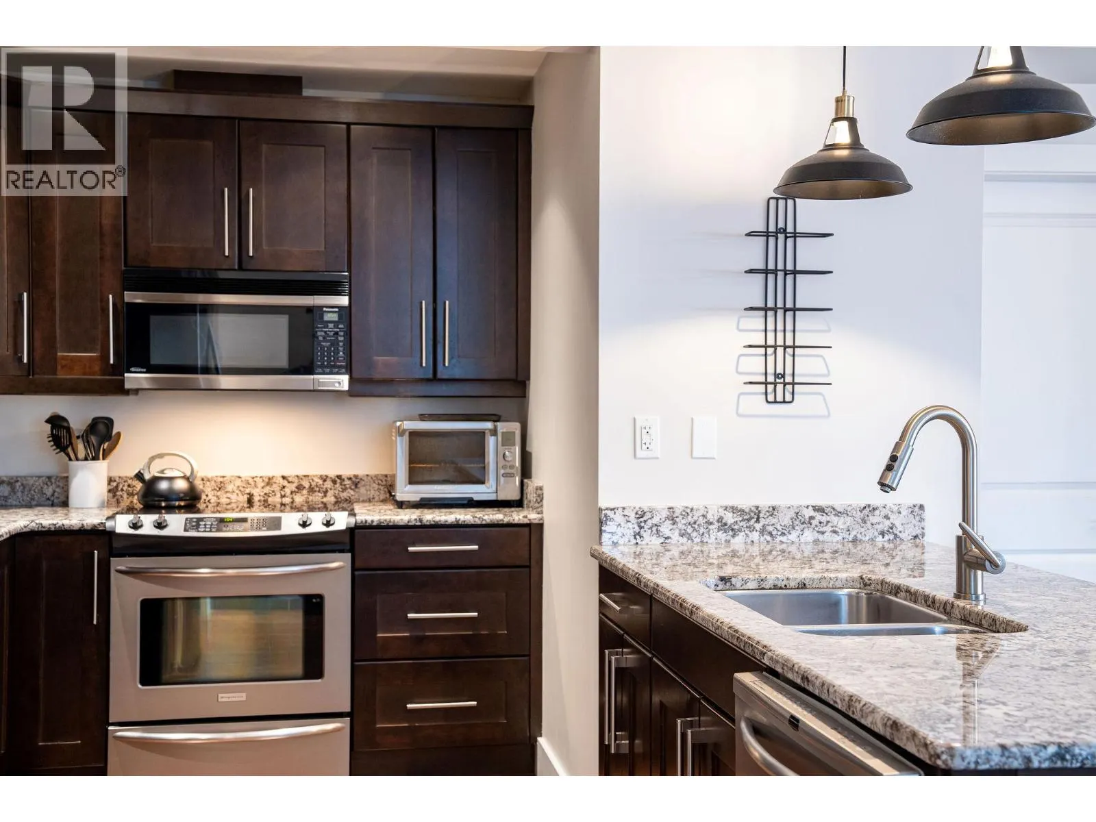 309 First Street W Unit# 203 Lot# 11