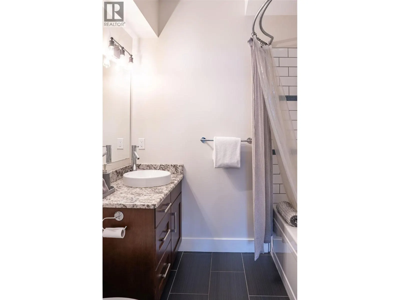 309 First Street W Unit# 203 Lot# 11