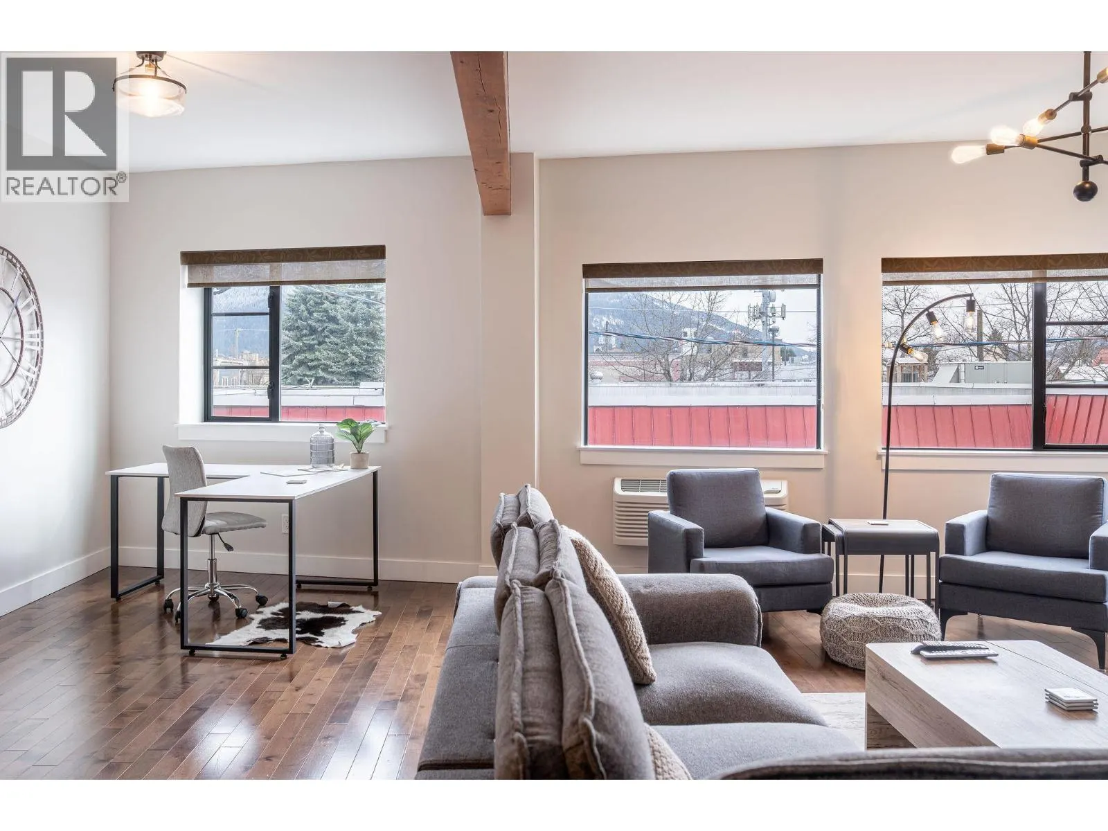 309 First Street W Unit# 203 Lot# 11
