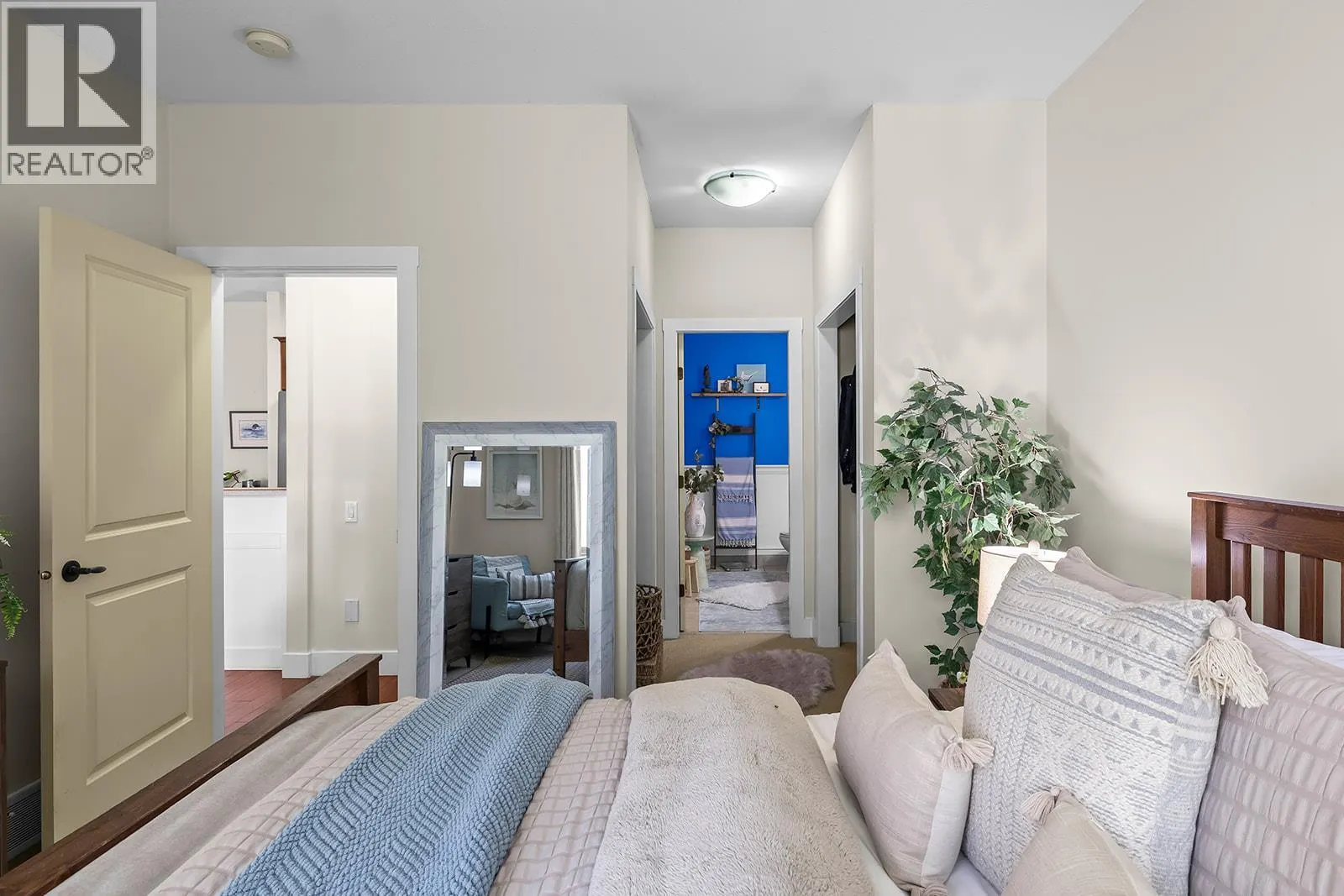 3871 Sonoma Pines Drive