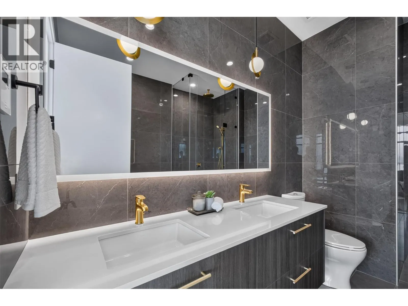 3800 Capozzi Road Unit# PH2