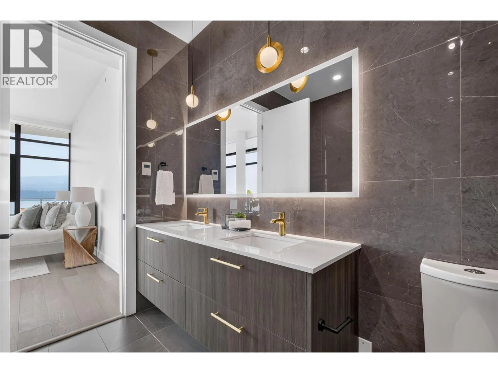 3800 Capozzi Road Unit# PH2