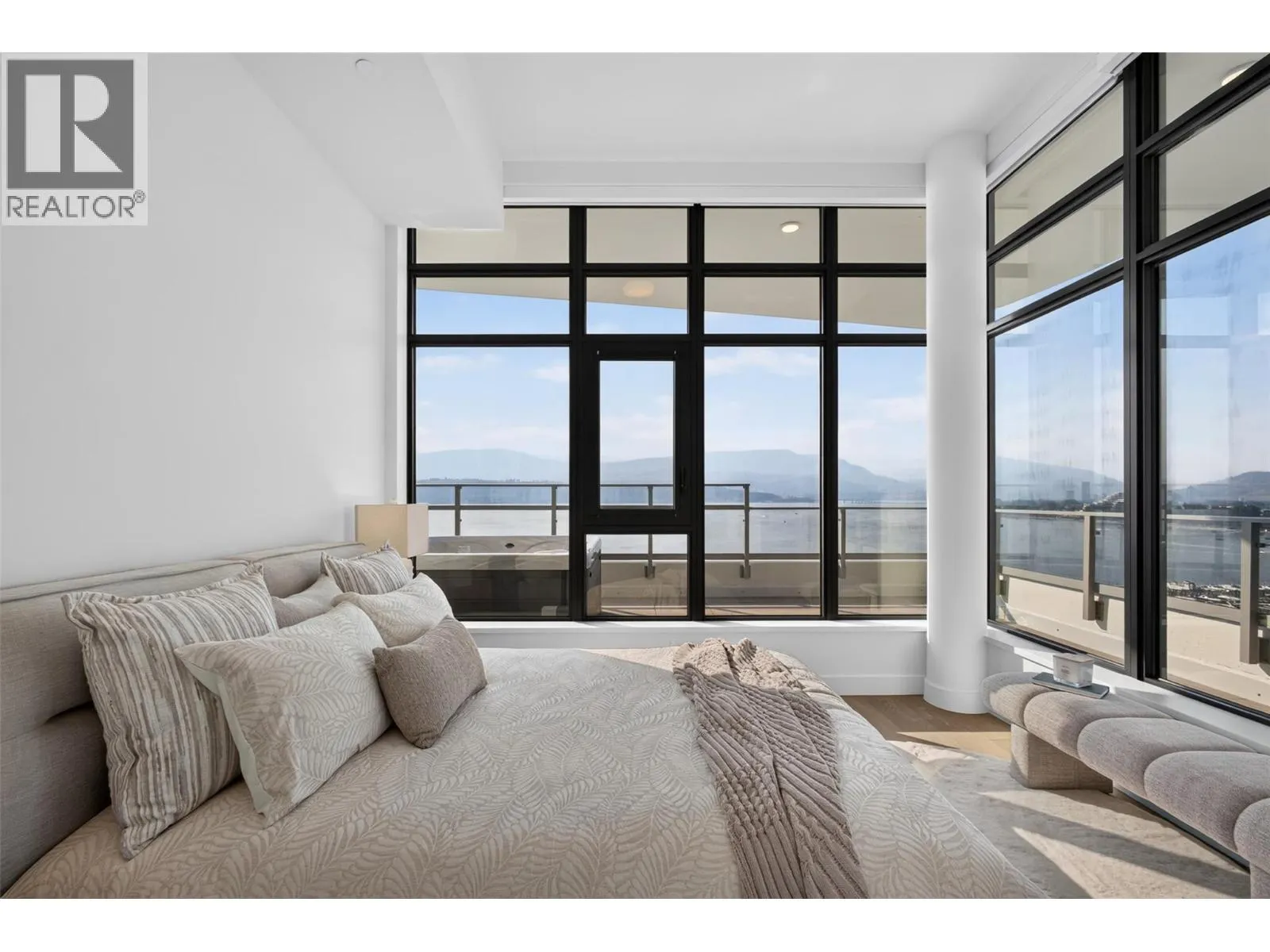 3800 Capozzi Road Unit# PH2