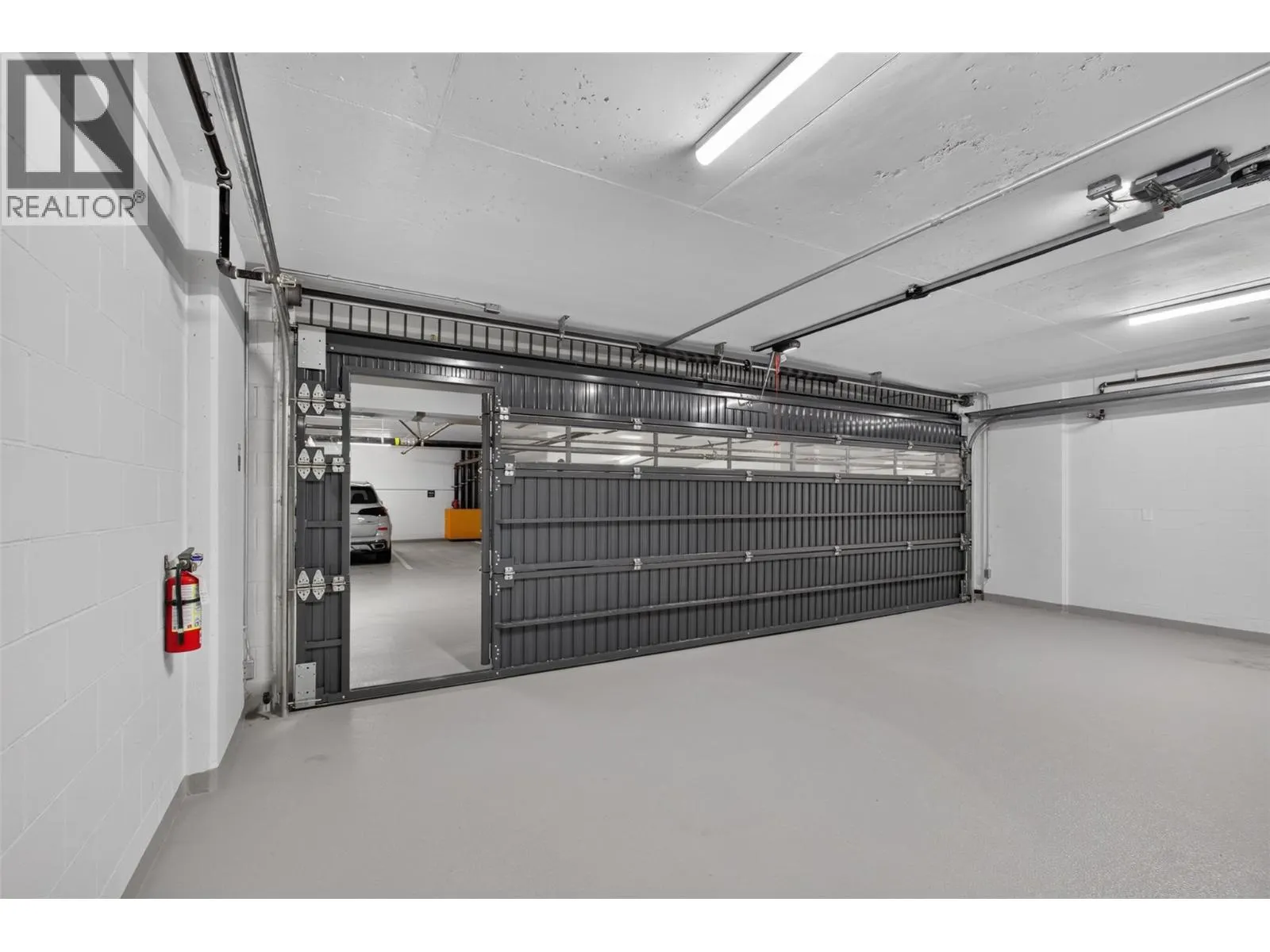 3800 Capozzi Road Unit# PH2