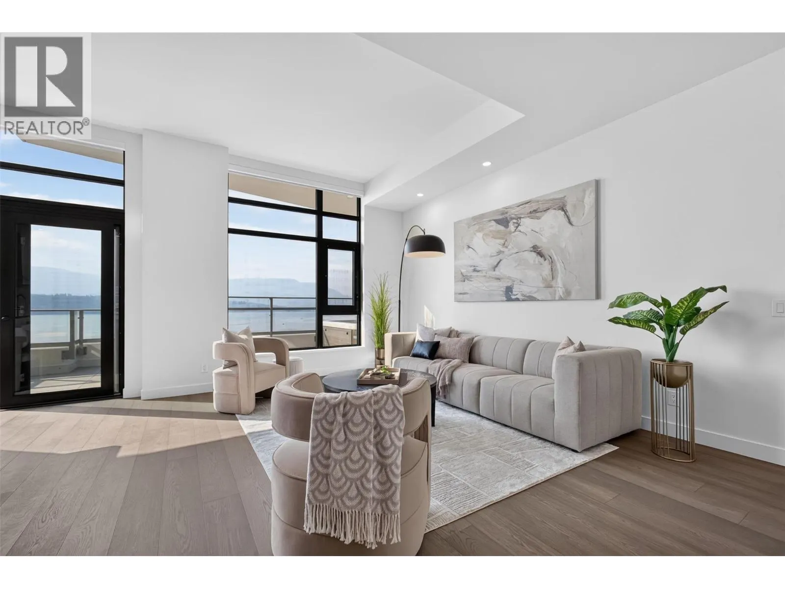 3800 Capozzi Road Unit# PH2