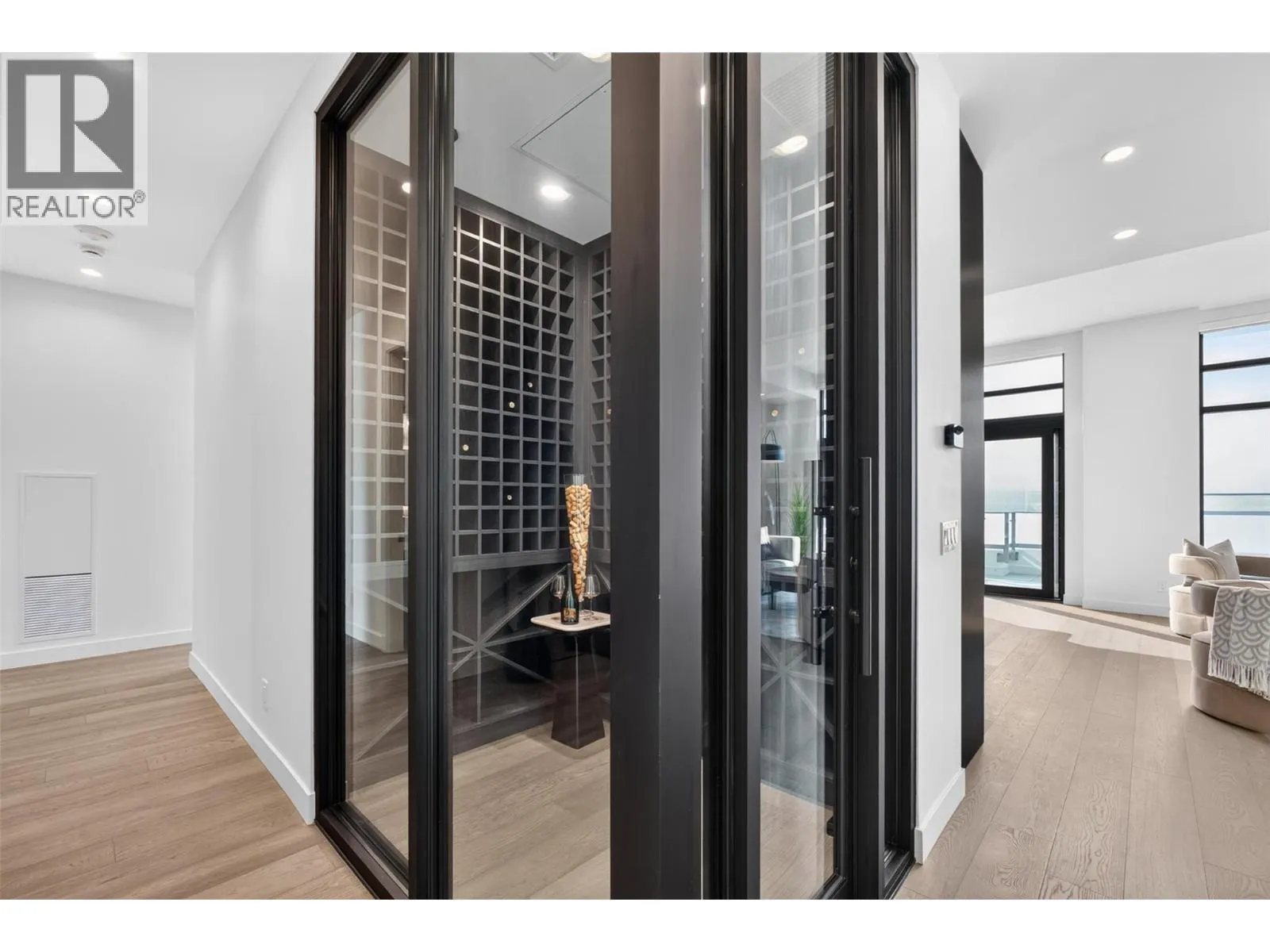 3800 Capozzi Road Unit# PH2