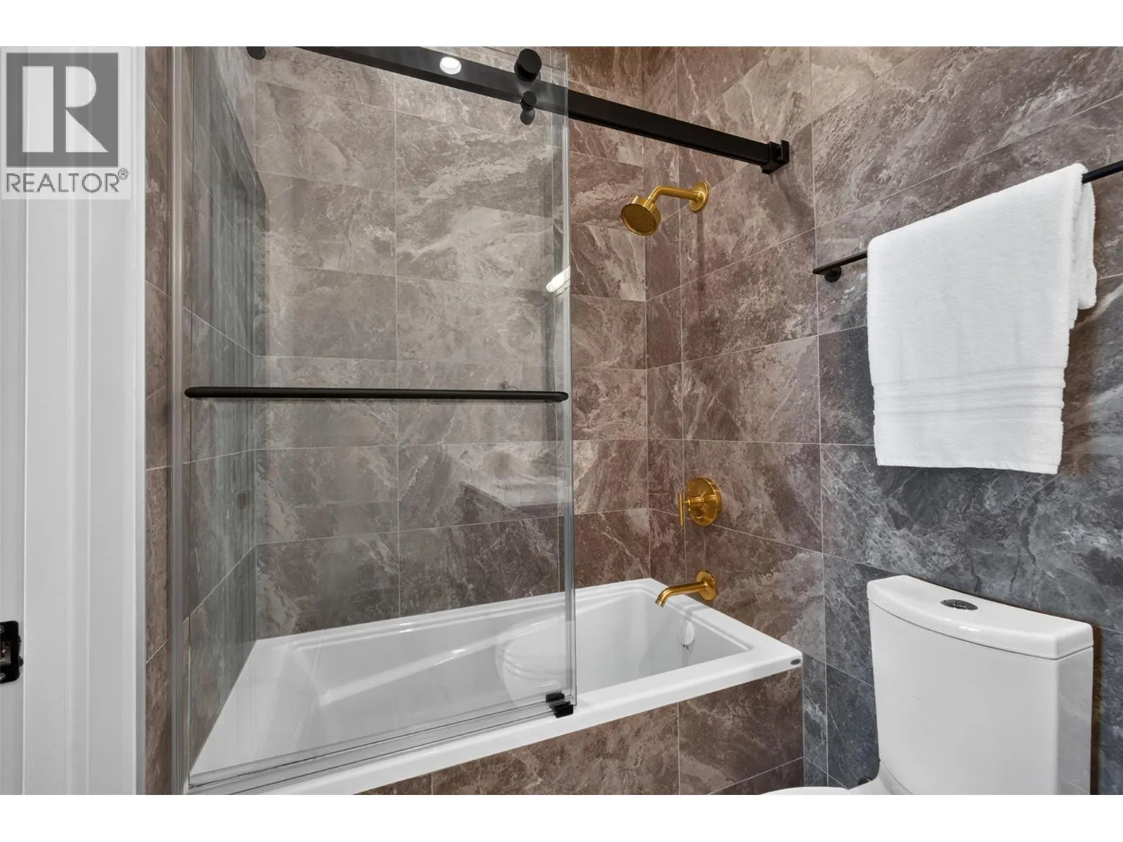 3800 Capozzi Road Unit# PH2