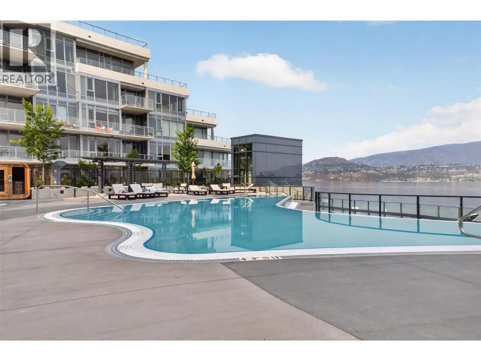 3800 Capozzi Road Unit# PH2