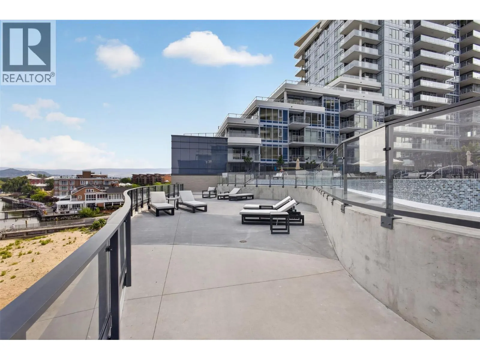 3800 Capozzi Road Unit# PH2