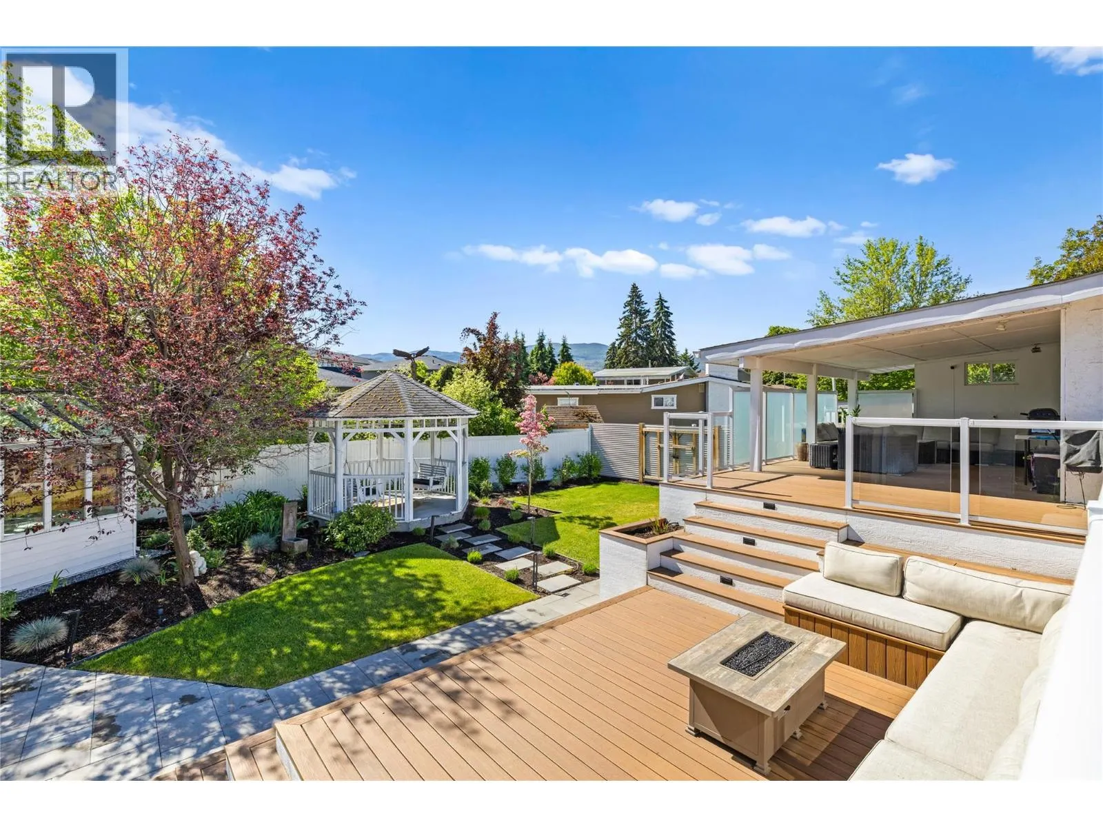 624 Armour Crescent